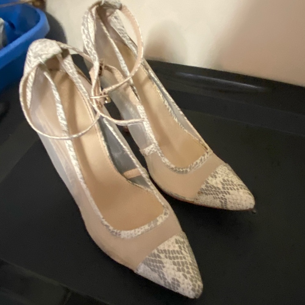 Victoria Secret Angel Snake Stilettos